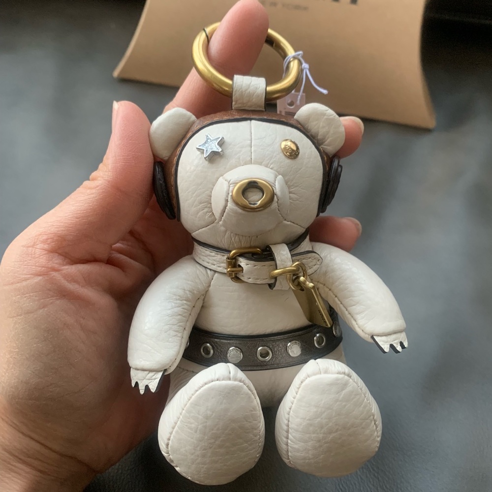 Star Wars X Coach Princess Leia Bear Bag Charm - Picture 7 of 7